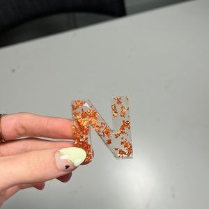 resin letter N